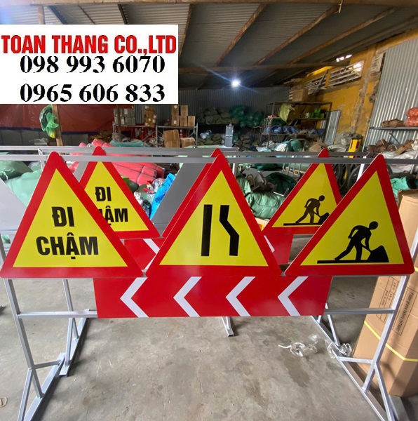 Biển báo công trình