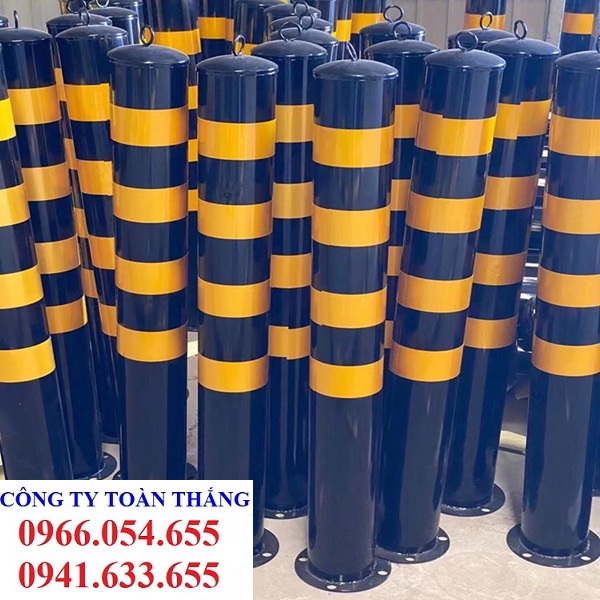 cọc tiêu sắt 